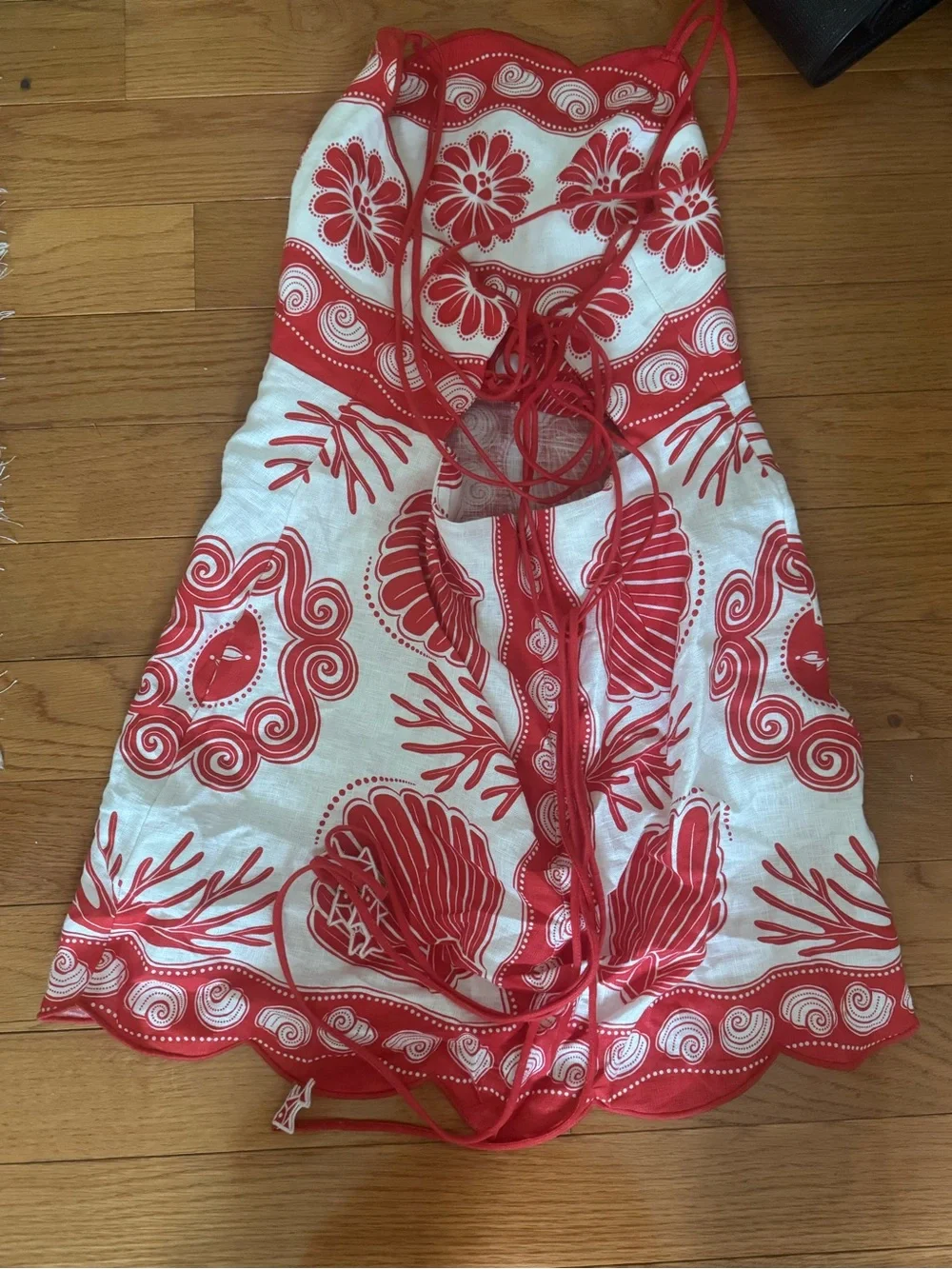 Farm Rip Red Shell-Print Strappy Mini Dress Large - Picture 3 of 4